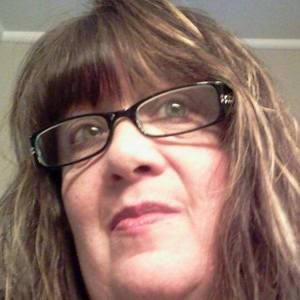 Meet your Posher, Laurie